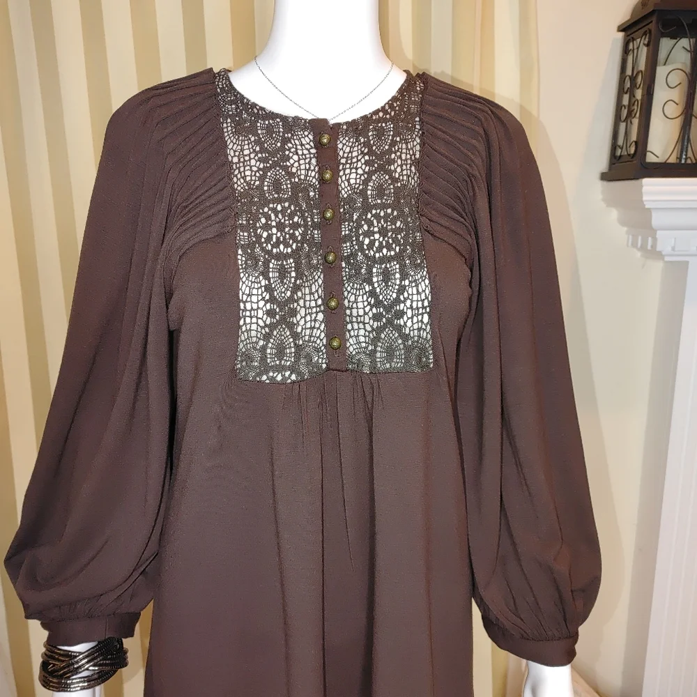 BCBGMAXAZRIA BISHOP SLEEVE DRESS, BROWN XS - Picture 3 of 7